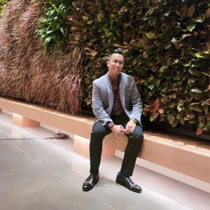 Meet your Posher, Rain